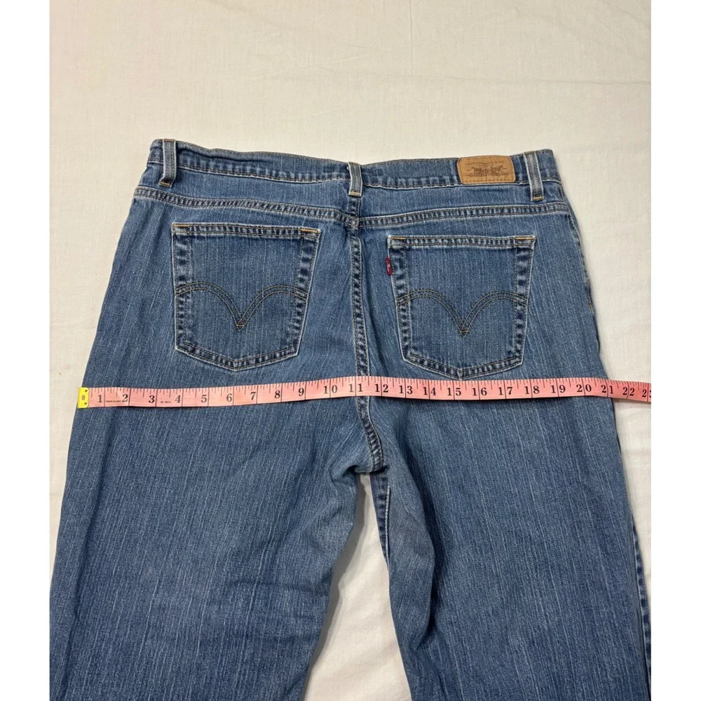Levis levi 550